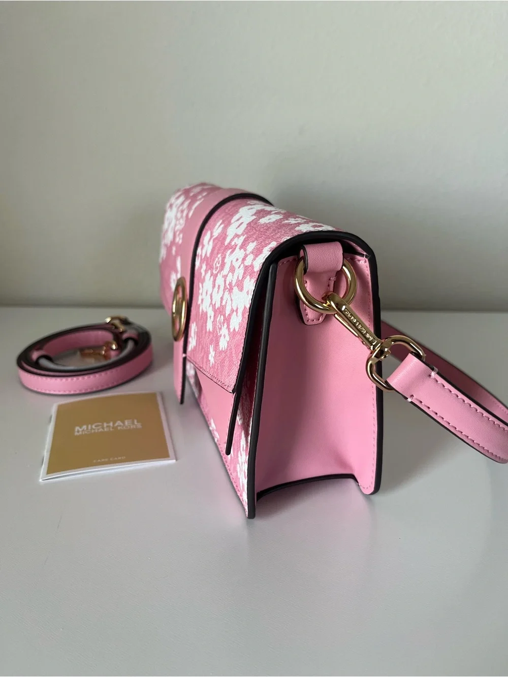 🌼Michael Kors Greenwich medium flap shoulder bag